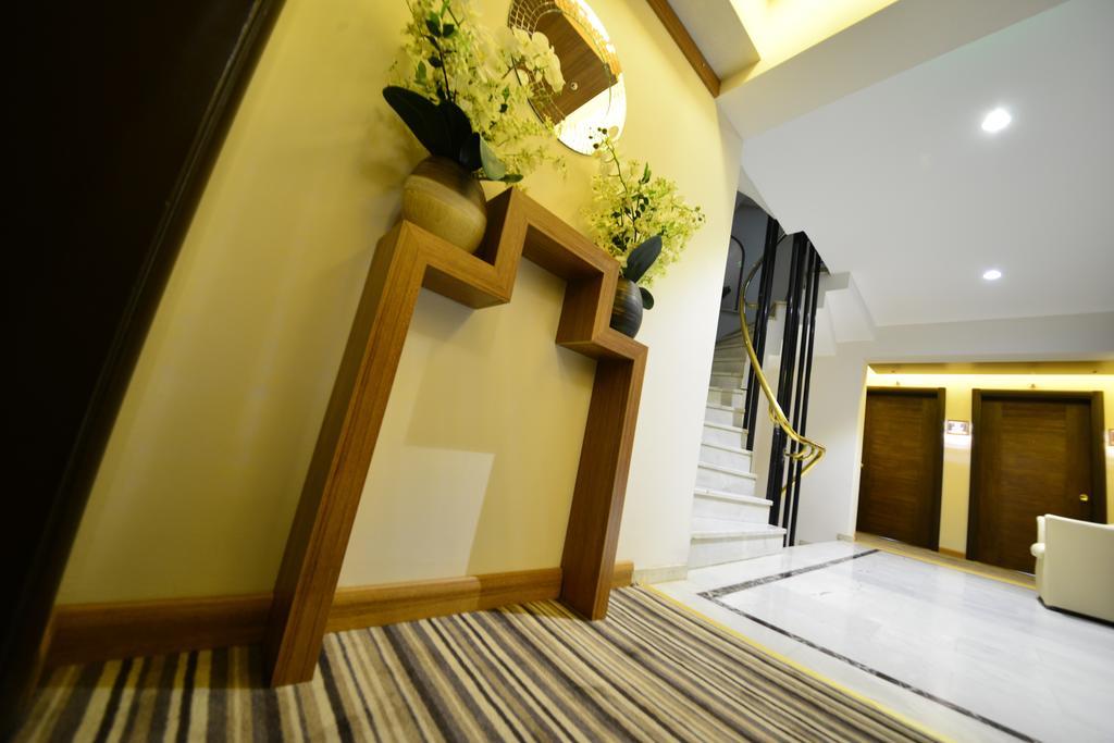 Aksan Hotel İzmir