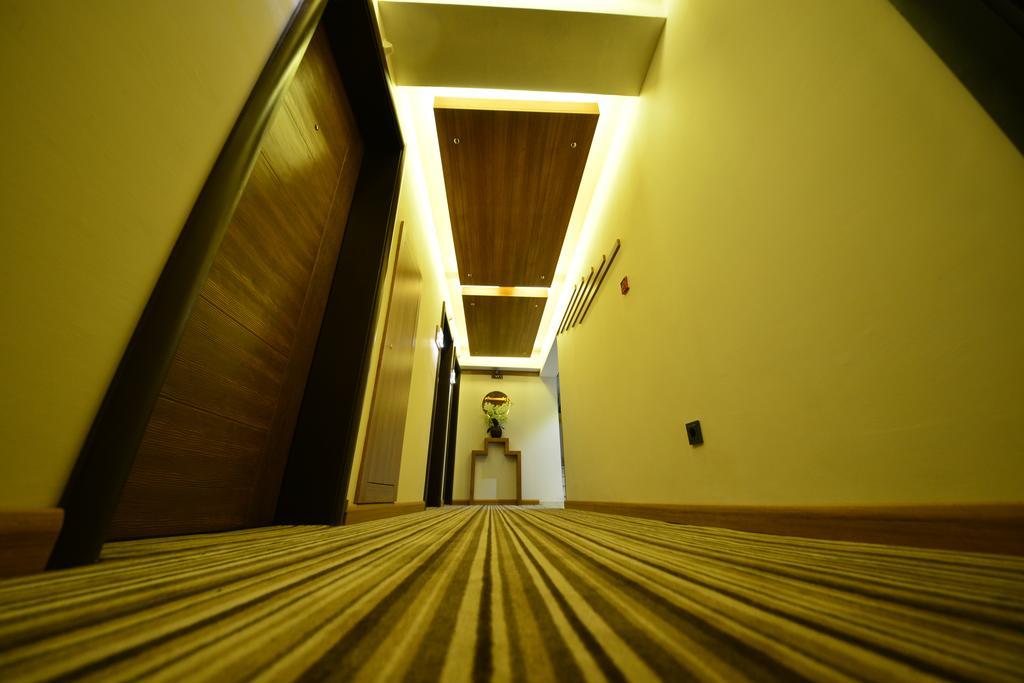 Aksan Hotel