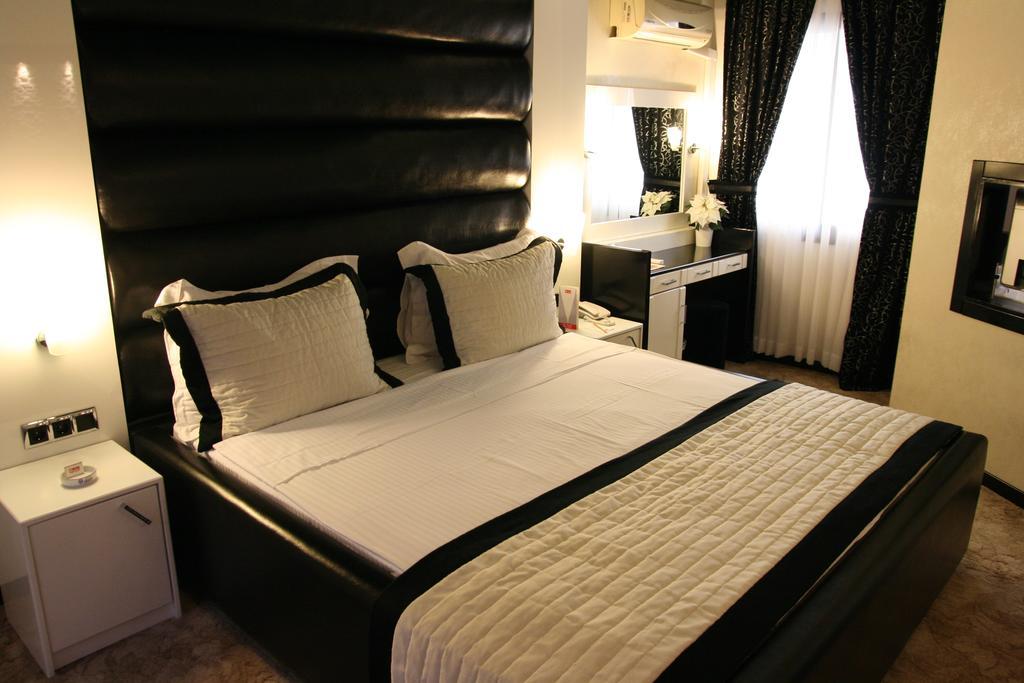 Aksan Hotel