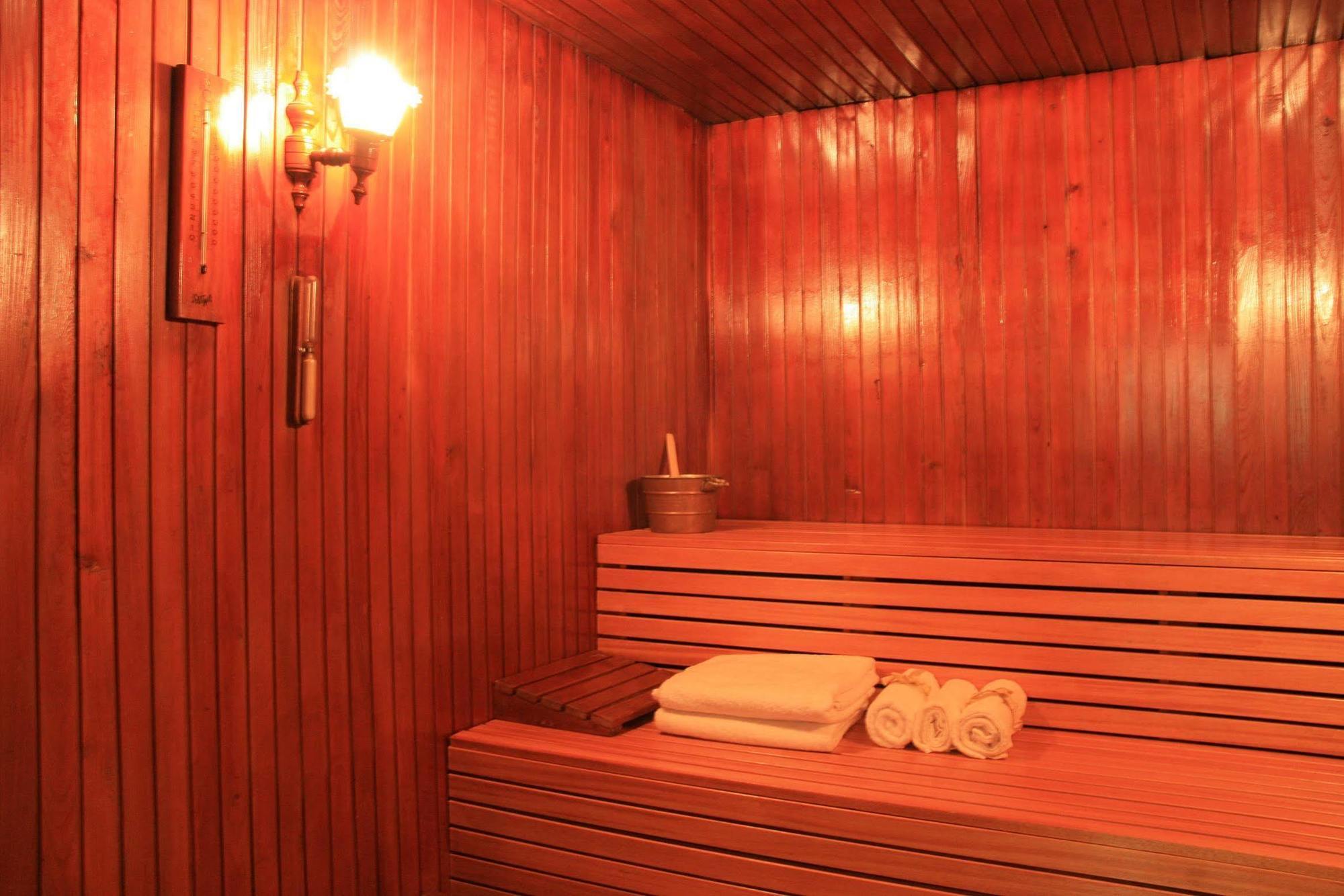 Aksan Hotel İzmir